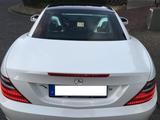 Mercedes-Benz SLK 250 BlueEFFICIENCY Liebhaberfahrzeug Garage - weiße Mercedes-Benz SLK-Klasse