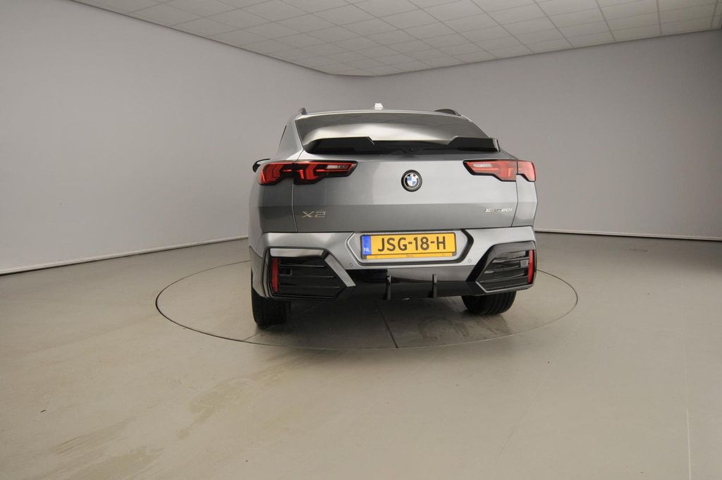 BMW X2 — fotografia 2