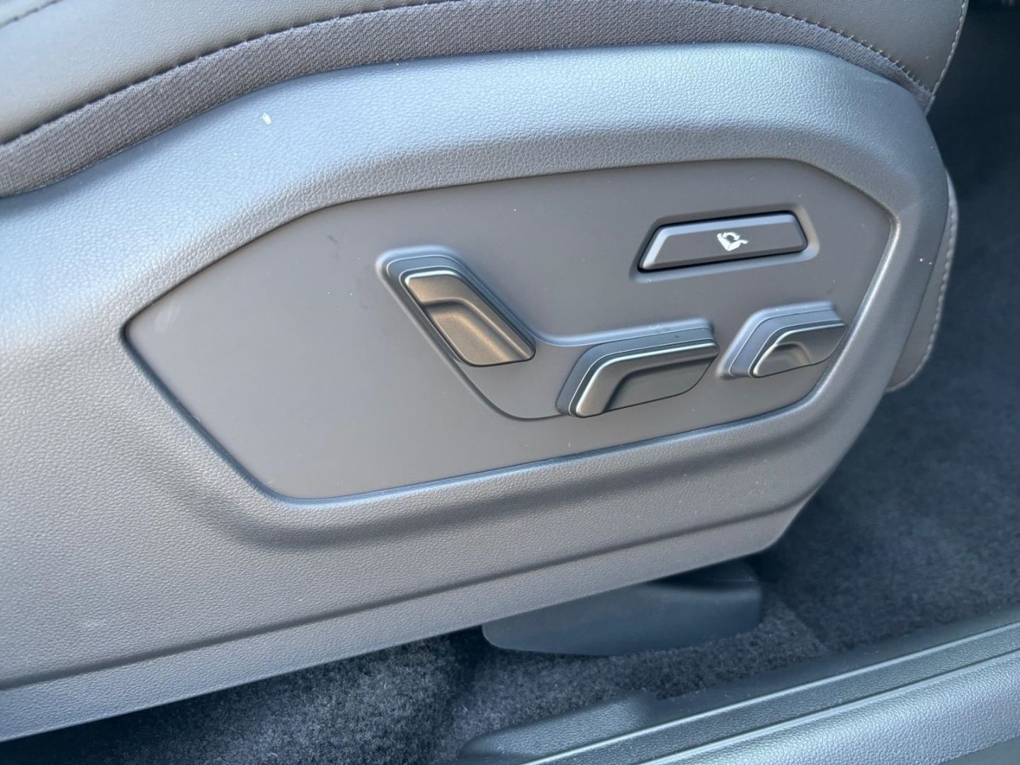 Hyundai SANTA FE - Bild 15
