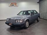 Mercedes-Benz E 300 Turbo Diesel  H-Zulassung - Mercedes-Benz E 300: Turbo