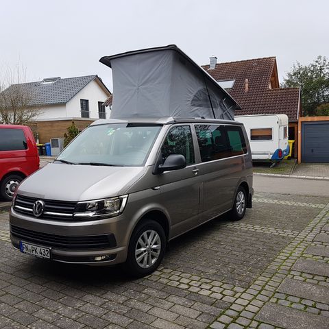 Volkswagen T6 California Beach