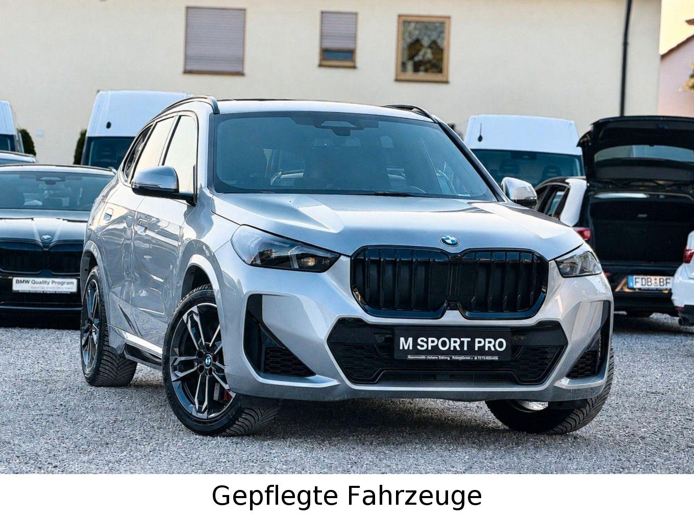 BMW X1 xDrive23i M-Sport Pro AHK ACC H&K PANO 360°Ka