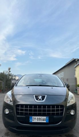 Peugeot 3008 1.6 HDi 110CV cambio robotizzato Pr