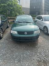 Volkswagen VW Passat 3B Kombi - Volkswagen Passat aus 1999: Kombi