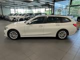 BMW 318i Touring RFK NAVI LED PDC V+H DAB Parkass. K - BMW 318 in Wuppertal