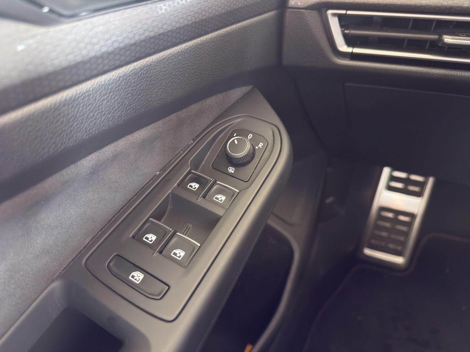 Volkswagen Golf VIII 2.0 TSI DSG GTI*LED*PANO*KAMERA*PDC*SH, миниатюра 23