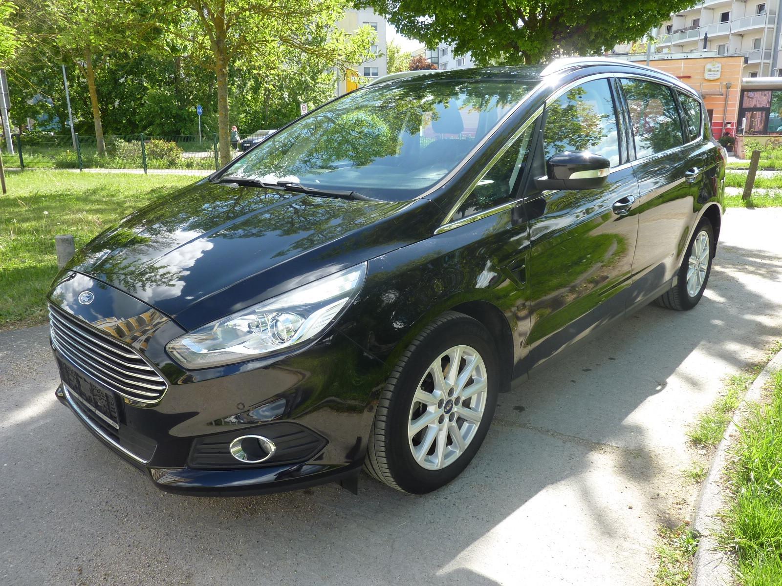 Ford S-MAX Titanium
