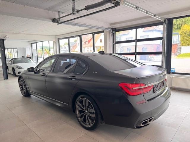 BMW M760 L i xDrive/Matt/TV/Head up/Merino Feinnarbe