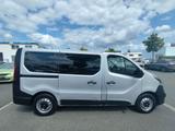 Opel Vivaro B 9 Sitzer 1.Hand L1H1  2,7t Klima AHK E6 - Opel Vivaro aus 2016 mit Diesel-Antrieb: Kleinbus