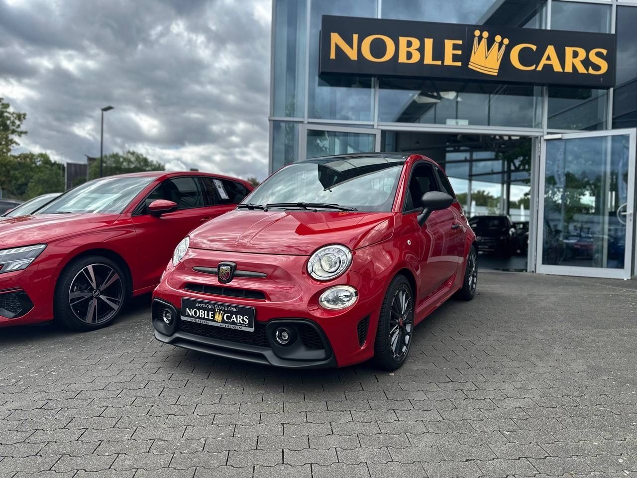 Fahrzeugabbildung Abarth 695C BEATS KLIMA NAVI 17" ALU