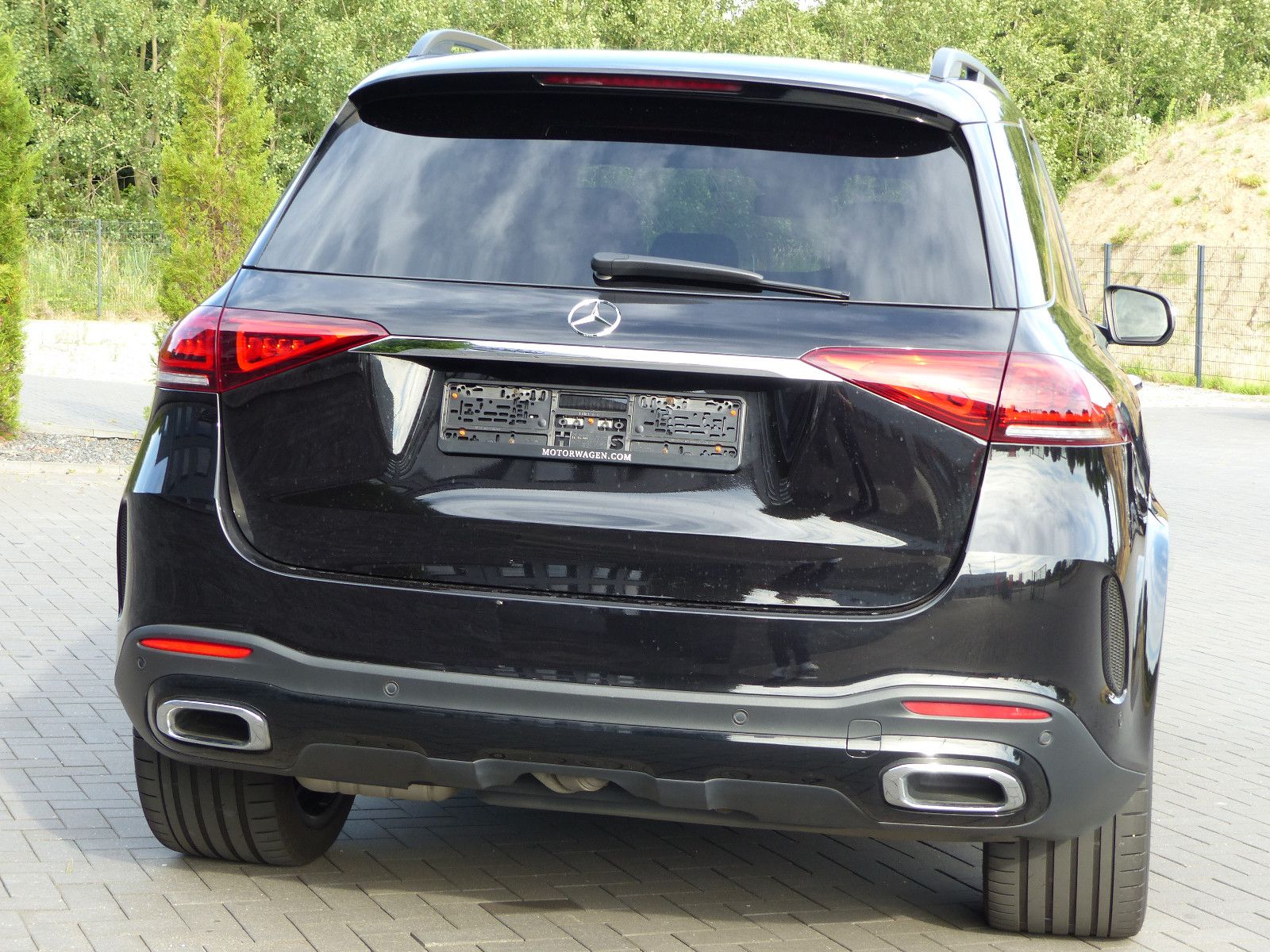 Fahrzeugabbildung Mercedes-Benz GLE 400 d 4Matic AMG*Bur,Night,Pano,AHK*