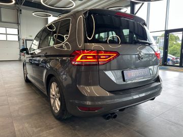 MYAUTOCENTER – Gebraucht- und Jahreswagen mit Werkstattservice in Pfaffenhofen Volkswagen Touran *AHK*ACC*PDC*3-Zonen*NAVI*1-HAND*