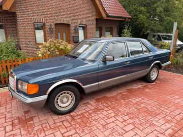 1984 Mercedes-BENZ C 180 — фото 1