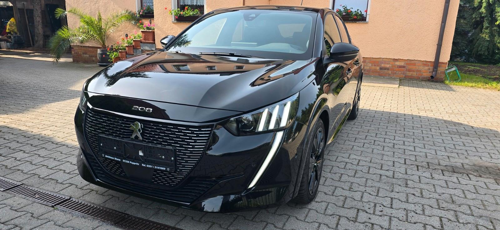 Peugeot 208 GT ACC*SAM*SH*KAMERA*LED*NAVI*