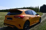 Ford Focus ST- Styling-Performance-Pano-B&O  - Ford Focus: Orange