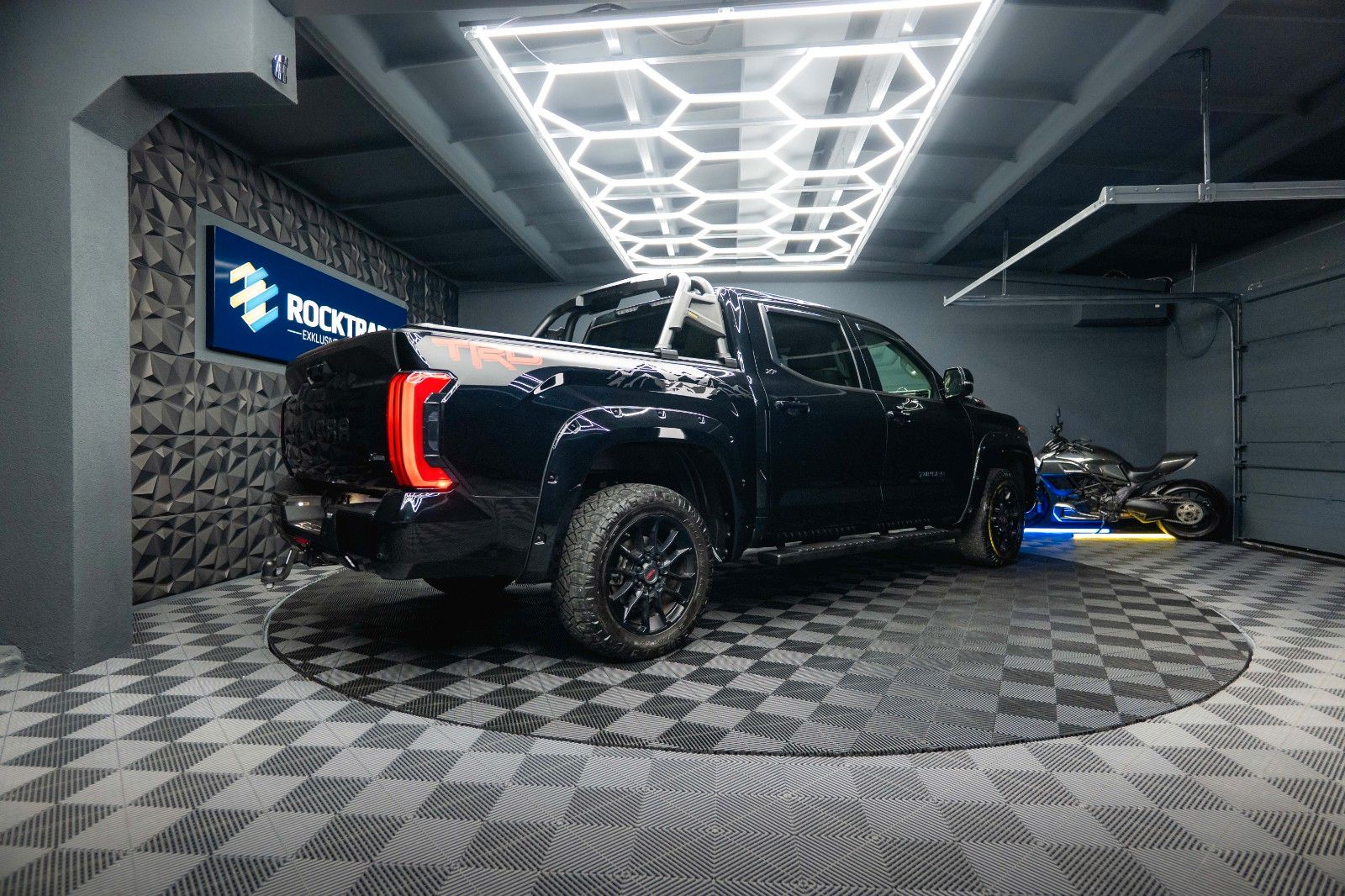 Fahrzeugabbildung Toyota Tundra 3.4L V6 4x4 TRD PRO Style *LED*ACC*19%*