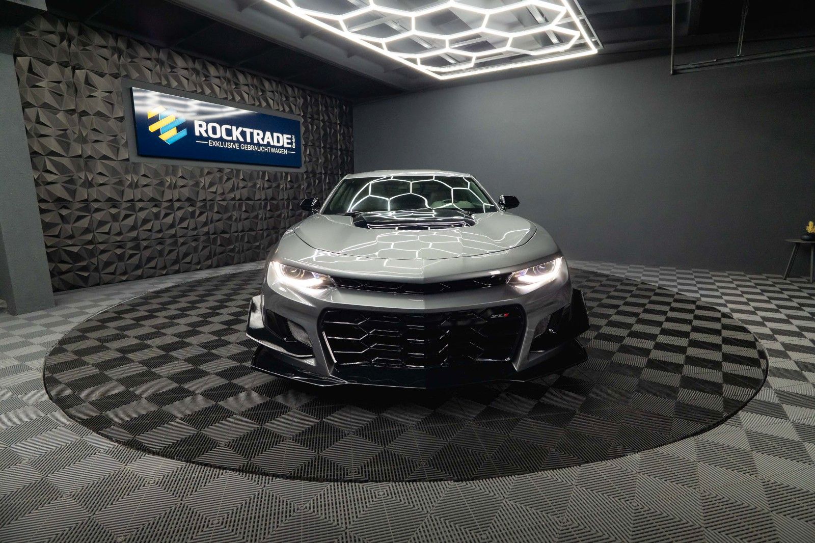Fahrzeugabbildung Chevrolet Camaro 3.6 V6 Coupe ZL1 Performance *CarPlay*19%