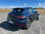 Porsche Macan | Nightblue | bi-color schwarz granatrot - gebrauchte Porsche Macan aus dem Jahr 2019