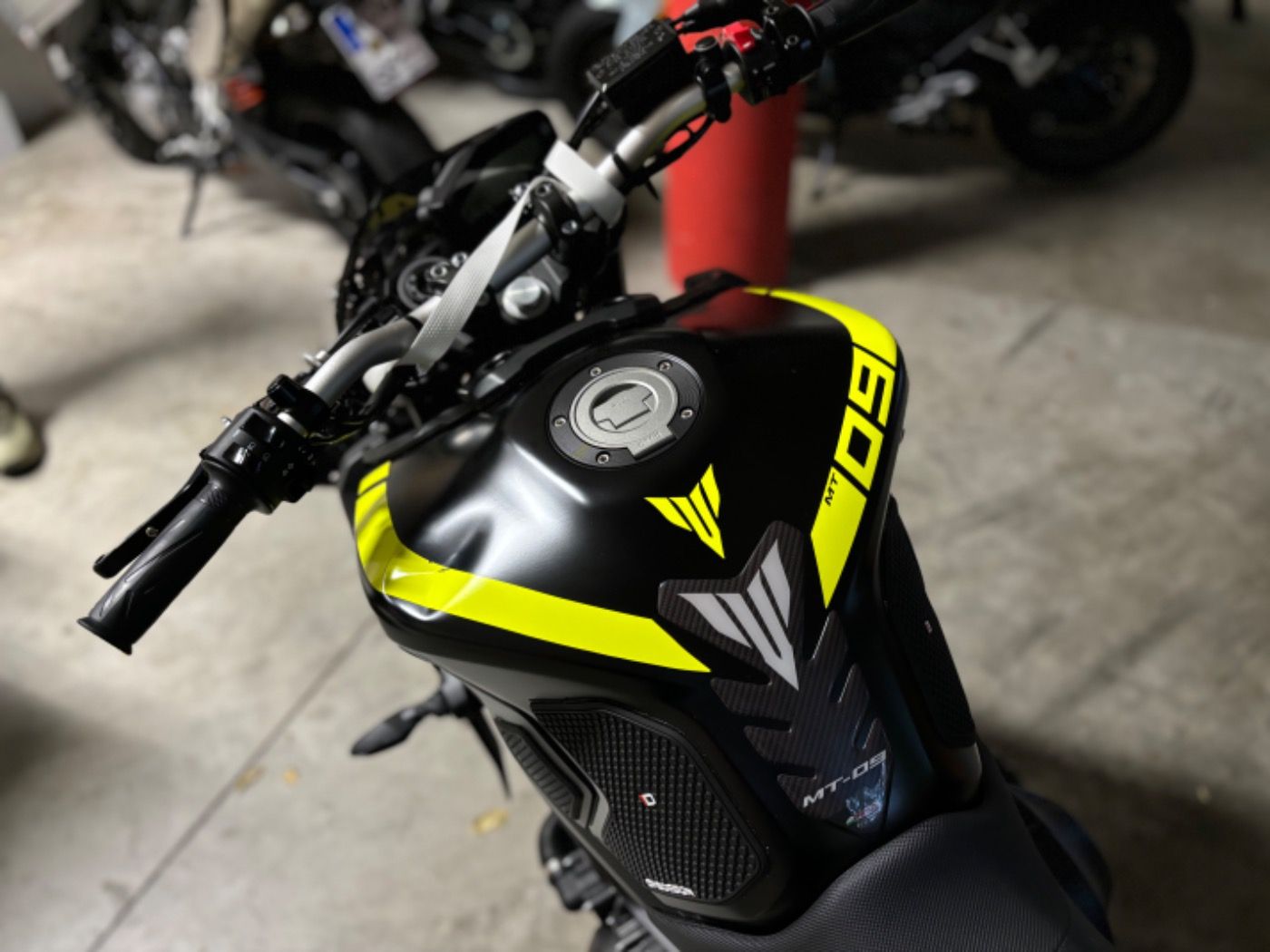 Fahrzeugabbildung Yamaha MT 09 ABS Unfallschaden