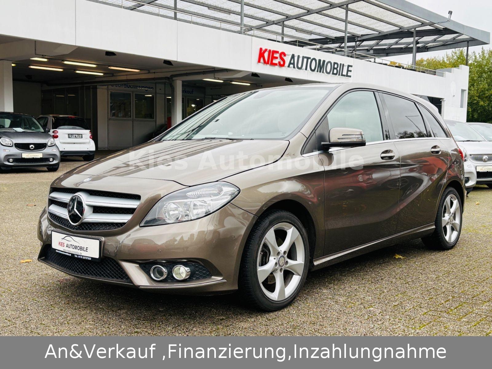 Mercedes-Benz B 180