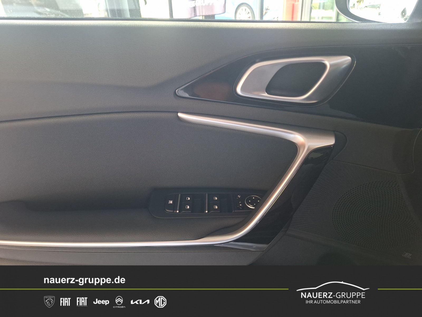 Fahrzeugabbildung Kia Ceed 1.0 T-GDI Ultimate Edition