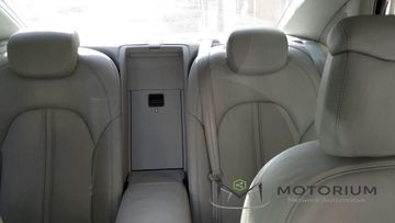 Audi A8 - 6