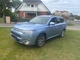 Mitsubishi Outlander 2.0 PHEV Instyle Instyle - Mitsubishi Outlander Instyle mit Hybrid-Antrieb (Benzin/Elektro)