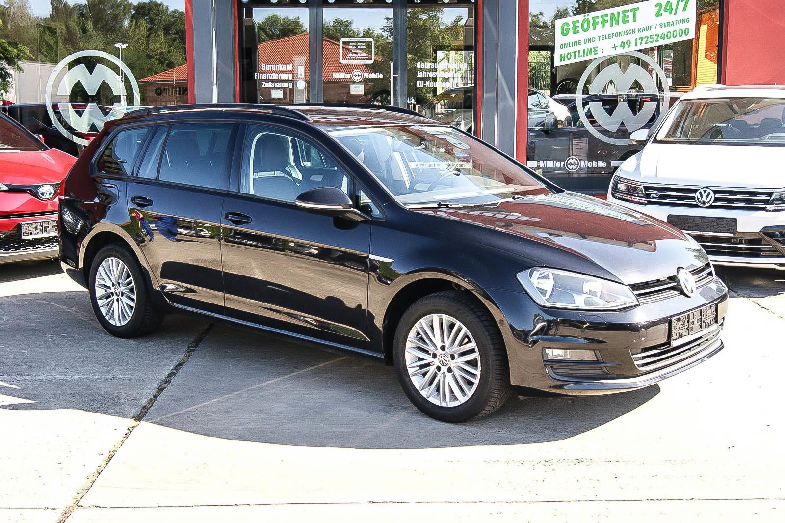 Fahrzeugabbildung Volkswagen Golf 7 Variant 12TSI CUP BMT PARKLENKASSISTENT