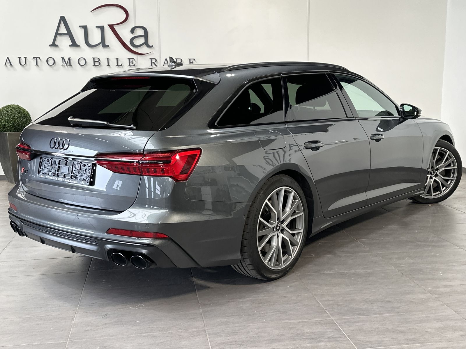 Fahrzeugabbildung Audi S6 Avant ABT Black NAV+MATRIX+20ZO+PANO+KAM+B&O