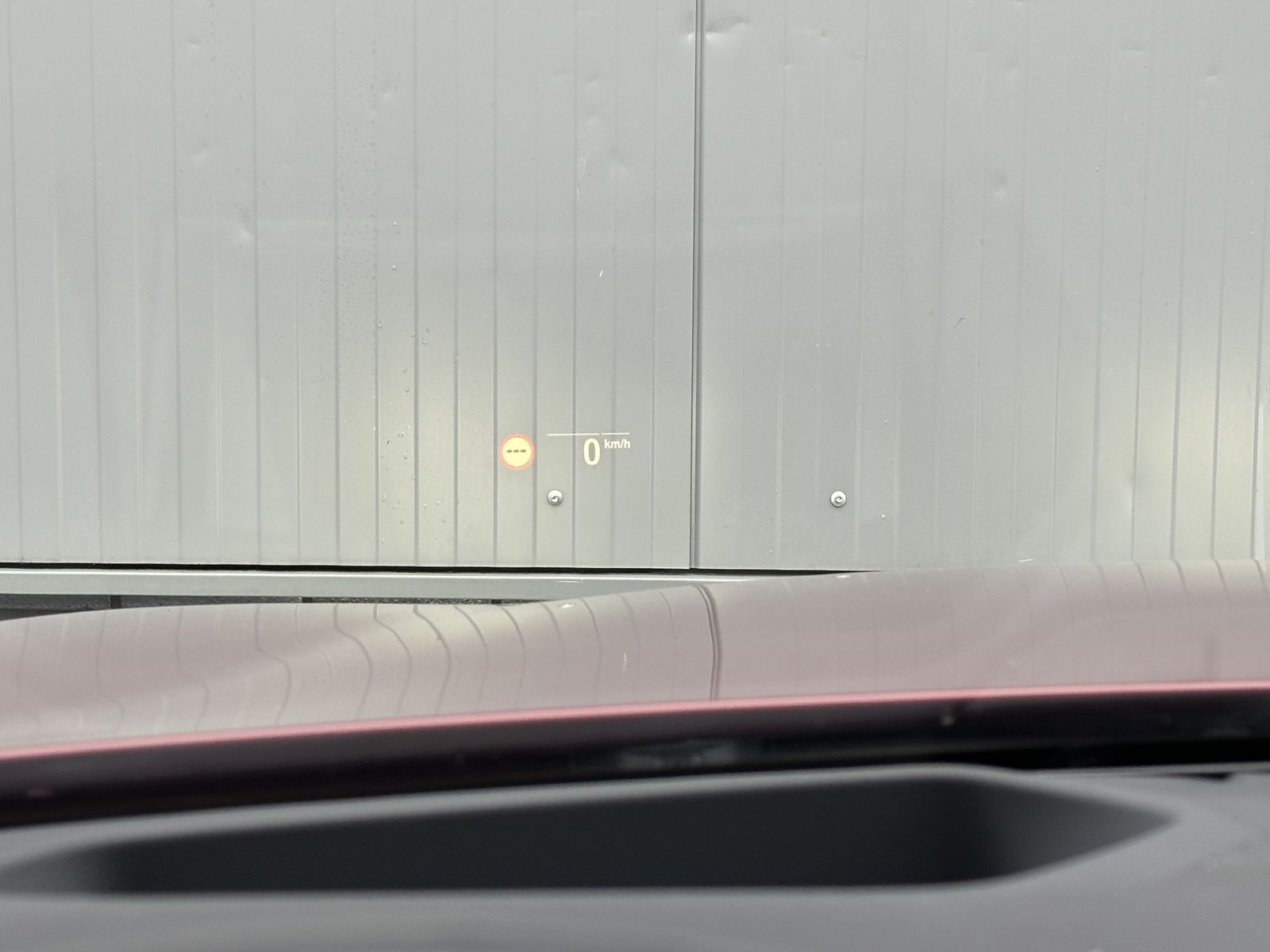 Fahrzeugabbildung BMW 530e Touring xDrive M-Sport NAV+LED+AHK+HEAD-UP