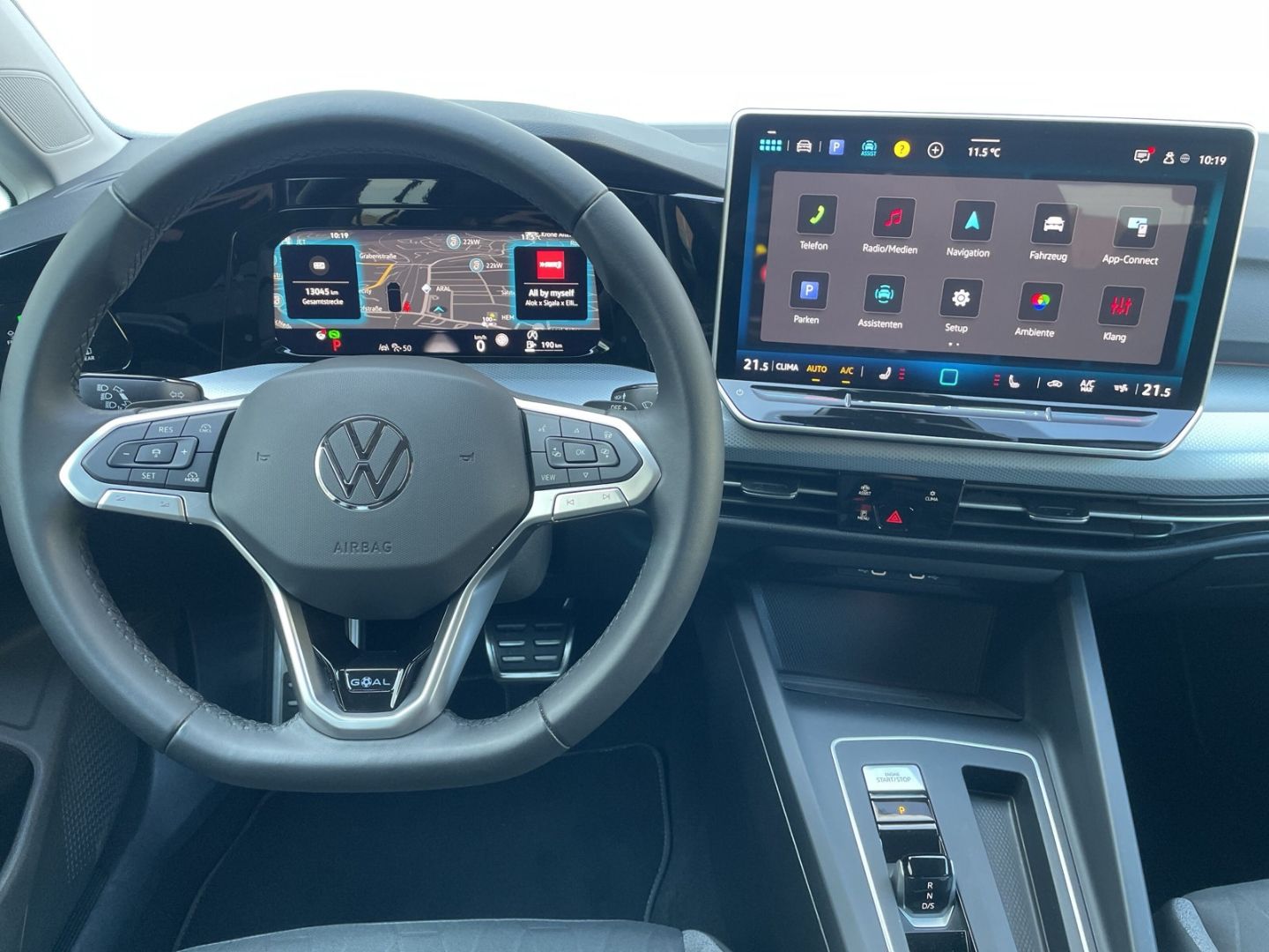 Golf VIII 2.0 TDI DSG Goal AHK/Kamera/Navi/ACC