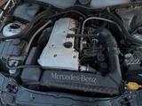 Mercedes-Benz Mercedes C 180 Bj 2002 Tüv noch dabei - gebrauchte Mercedes-Benz C 180 aus dem Jahr 2002