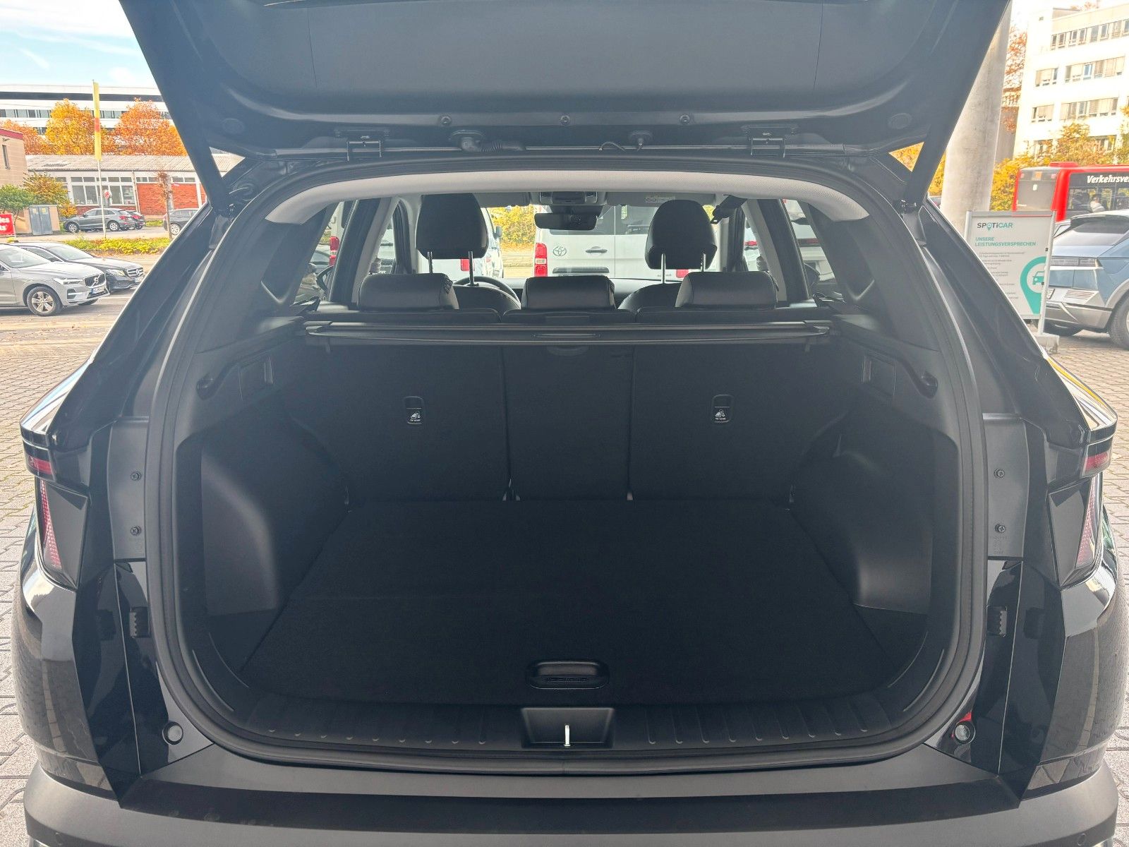 Fahrzeugabbildung Hyundai Tucson Trend PHEV 4WD Matrix-LED/Kamera/Navi!