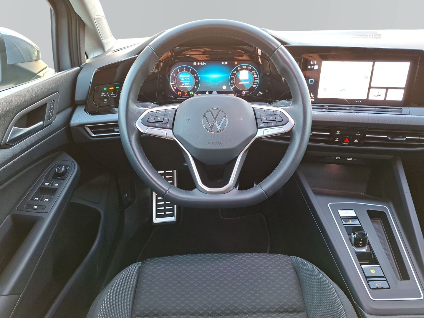 Golf VIII 1.5 eTSI DSG Active *Pano*Garantie*