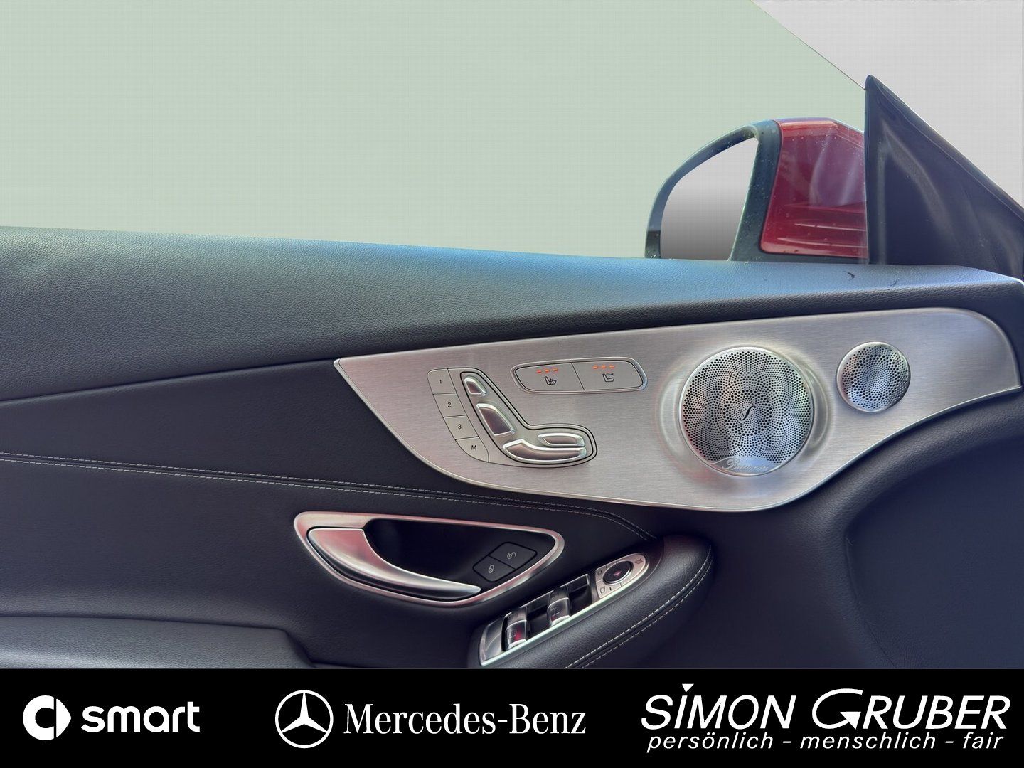 Fahrzeugabbildung Mercedes-Benz C 300 Cabrio AMG Burmester AHK Multibeam Distron