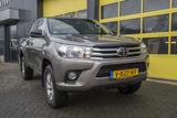 Toyota Hilux 2.4 D-4D-F Xtra Cab Professional Navi - Toyota Hilux: 2.4