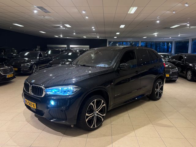 BMW X5 xDrive30d*M-PAKET*PANORAMA*HUD*ACC*360°*AHK*