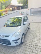 Hyundai E10 - Hyundai Accent: Kleinwagen