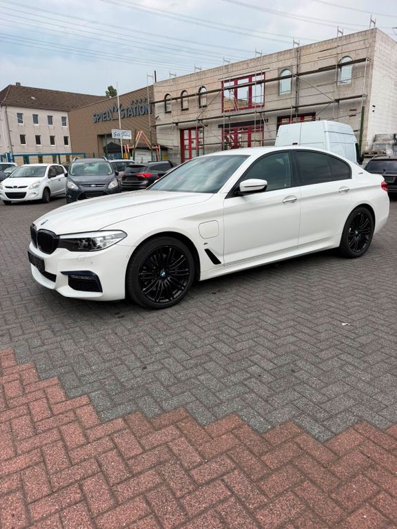 Image of BMW 530
