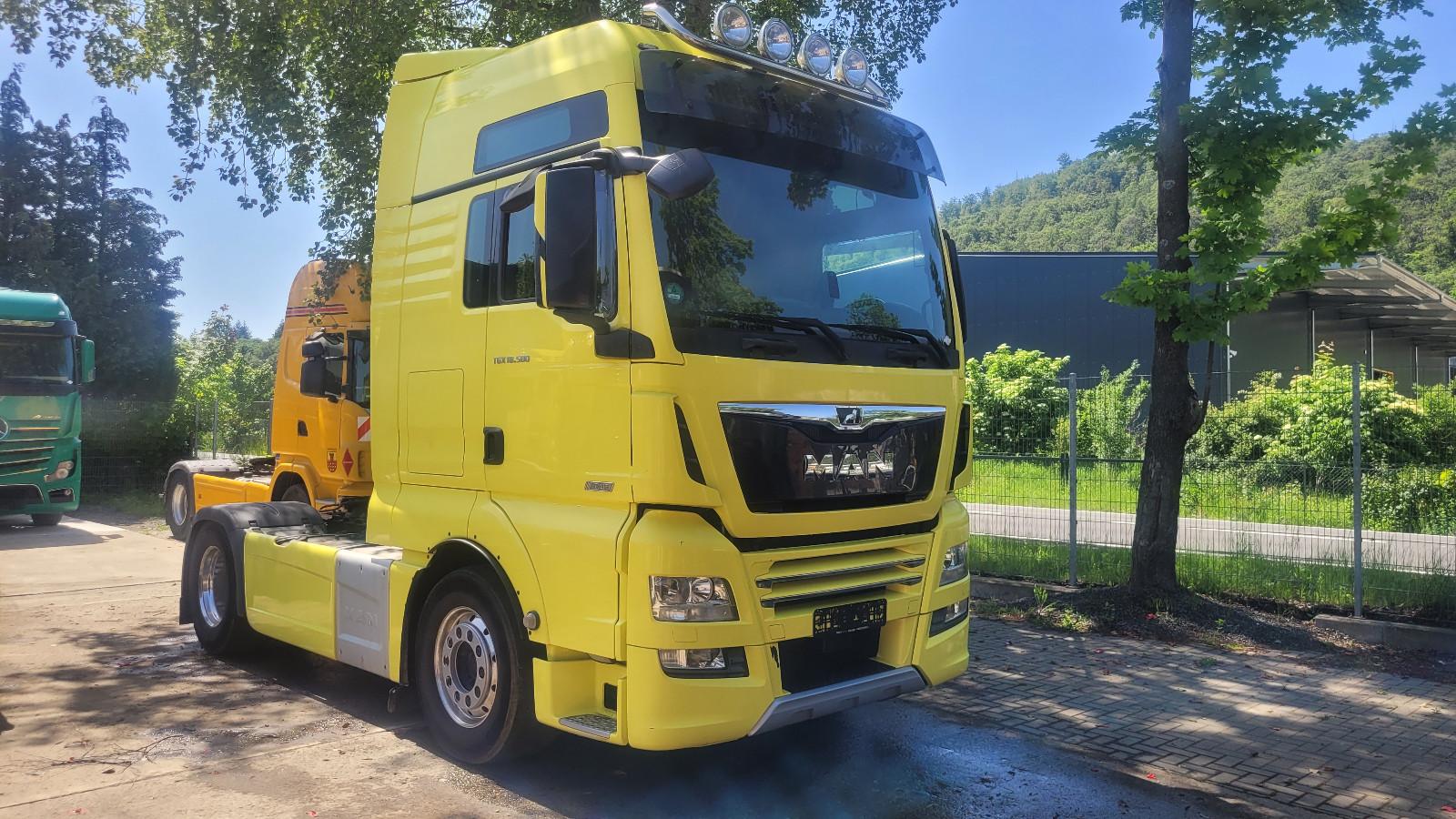 MAN TGX 18.580 XXL Retarder Alcoa Standklima Nebenan