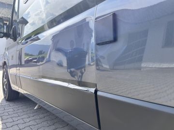 Westfalia Columbus 600 D AHK Stauraump. 350W SOLAR SKYVIEW