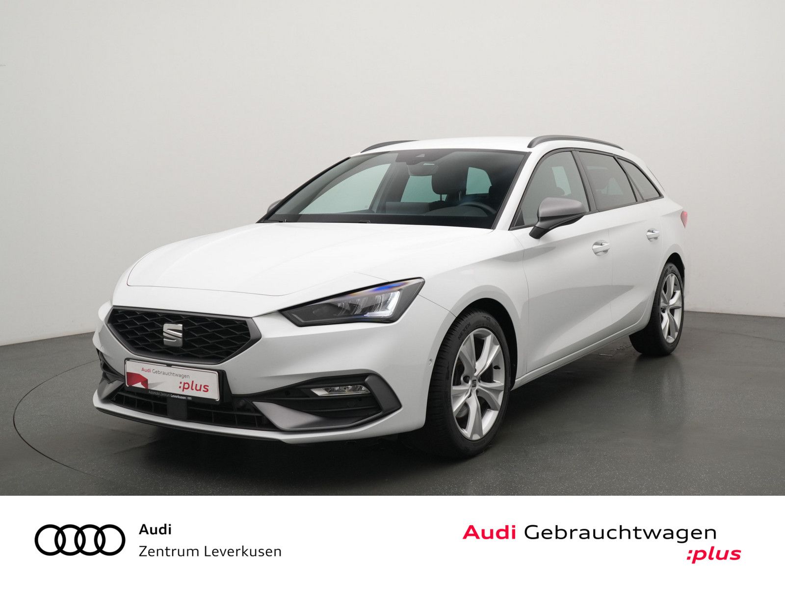 Seat Leon ST FR DSG CARPLAY KEYLESS PDC KAM AHK ACC
