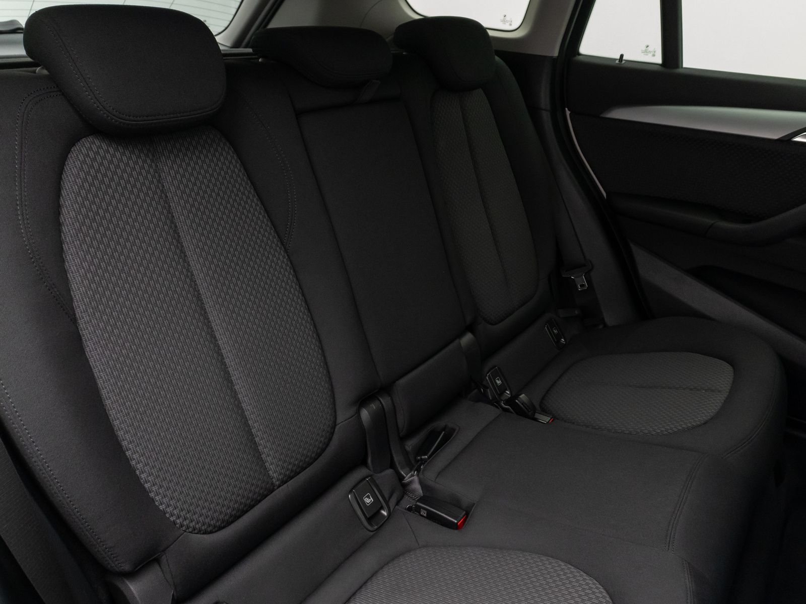 Fahrzeugabbildung BMW X1 sD18i DAB Navi Parkassist Geschwindigkeitsreg