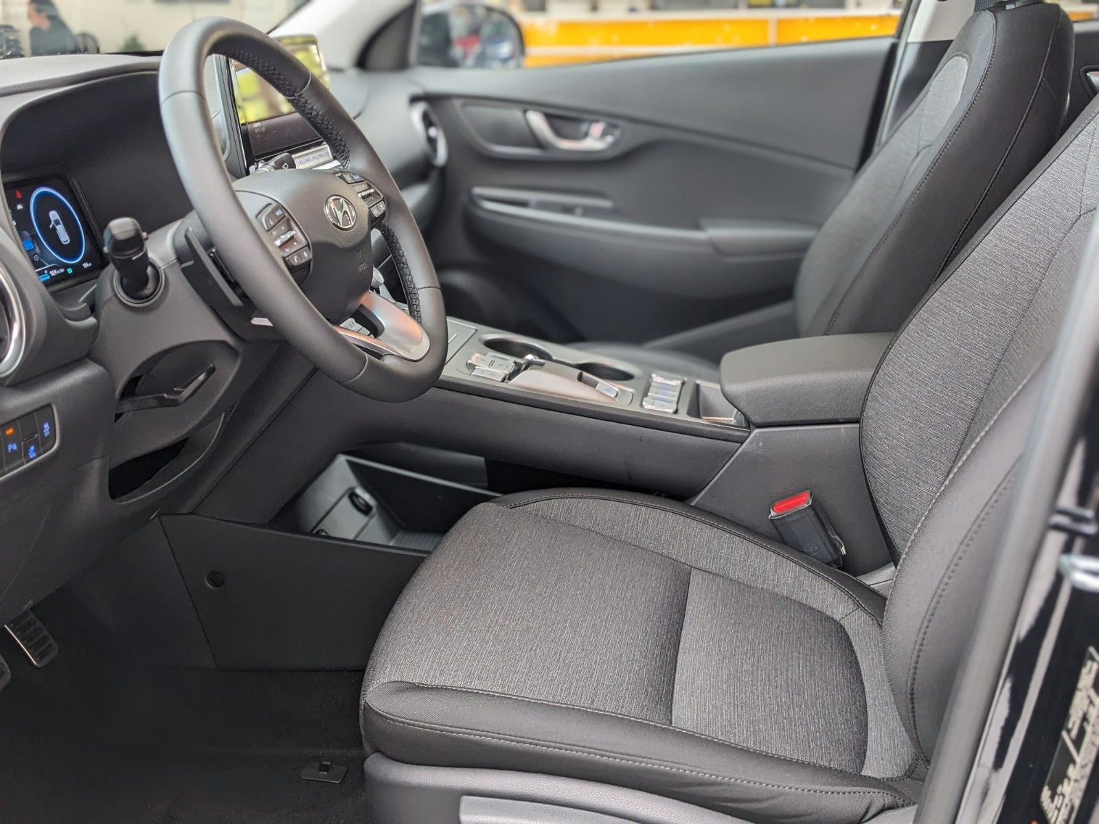 Autohaus Zimpel & Franke -  Hyundai Kona Elektro 39 kWh Batterie ADVANTAGE-Paket 2WD - Bild 7