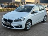 BMW 218d Advantage Parkpilot / AHK / Insp.Neu / Kame - BMW 218 in Duisburg