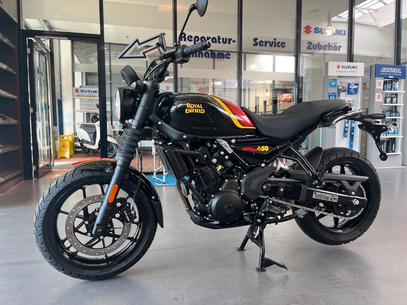 Royal Enfield Guerrilla 450 Playa Black