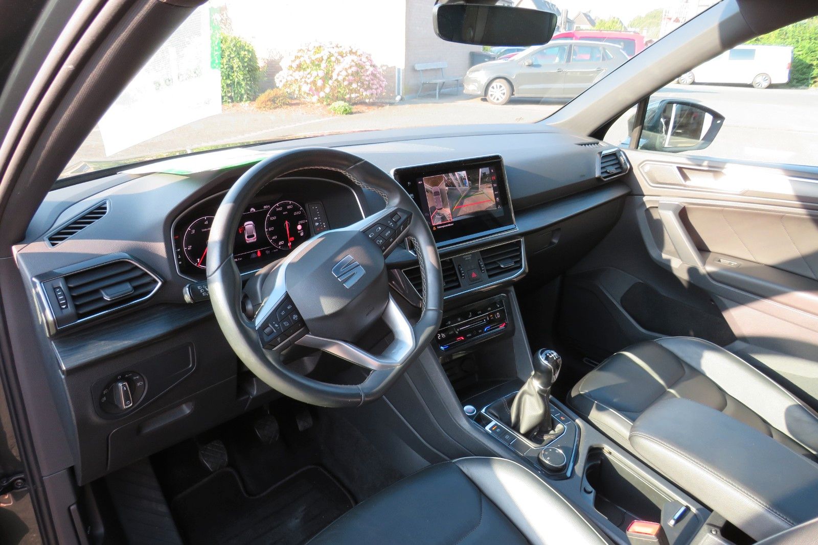 Fahrzeugabbildung SEAT Tarraco Xcellence PANO 7S ACC NAVI LEDER  LED