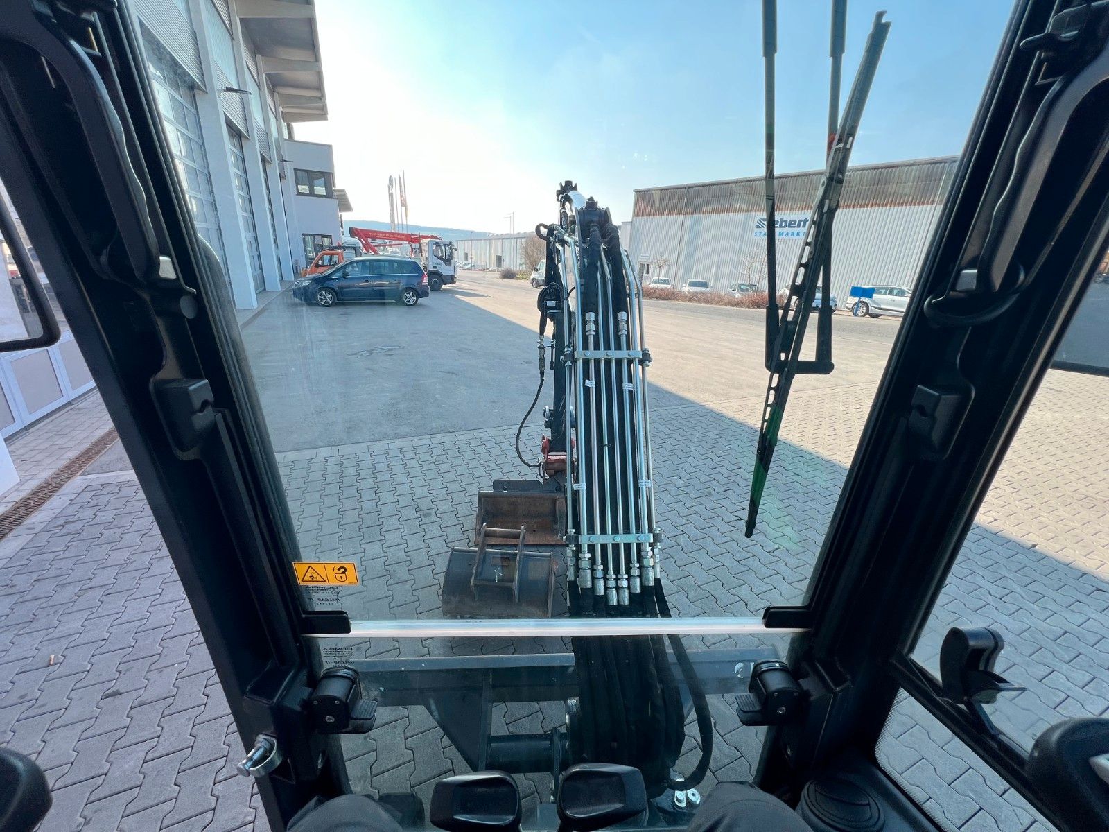 Fahrzeugabbildung Eurocomach 25ZT / nur 316h! / 2021/ Löffelpaket