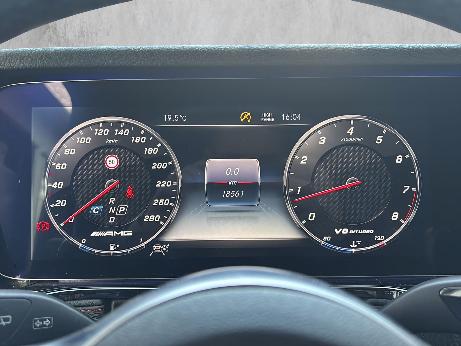 Fahrzeugabbildung Mercedes-Benz G 63 AMG NIGHT GSHD 360° BURMESTER AHK MULTIBEAM