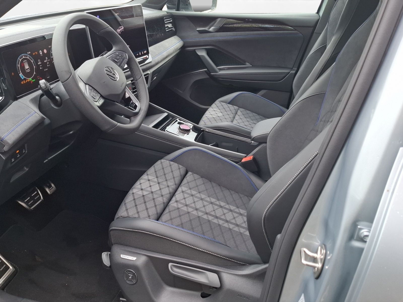 Volkswagen Tiguan R-Line 150 PS DSG | Ahzv. | HUD uvm. imagem 2